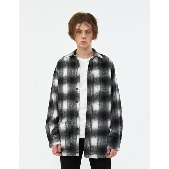 NEED Supply's Boxy Flannel - Picture 1 of 4